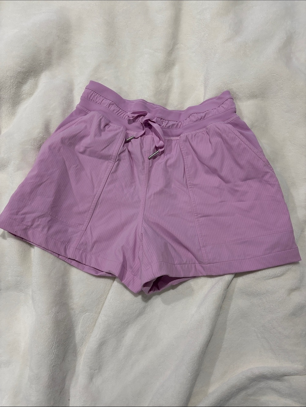 Lululemon Dance Studio High-Rise Shorts 3.5”